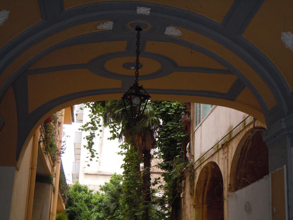 B&B Galileo Galilei Казерта Экстерьер фото